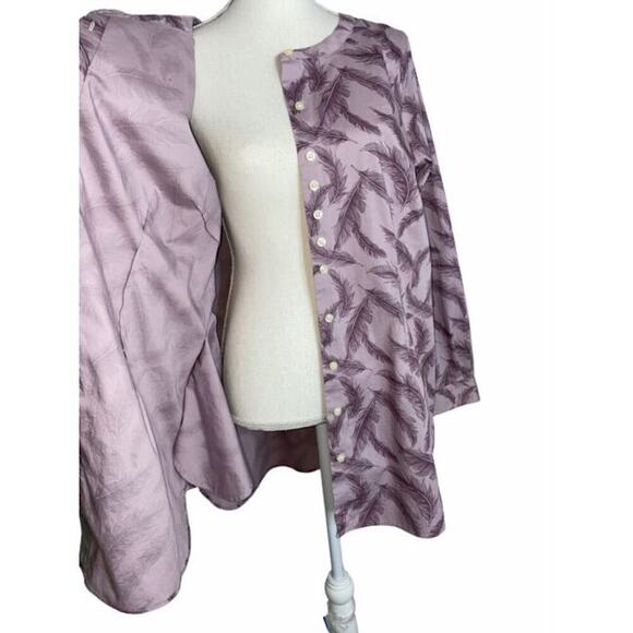 2/$25  Large L • Duluth Trading Shirt Wrinklefighter Tunic Blouse with Pockets - Picture 4 of 7